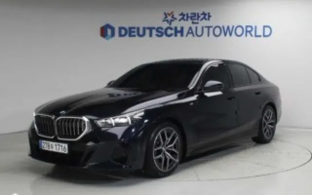 5시리즈 (G60) 520i BMW 2025/01 34,930km